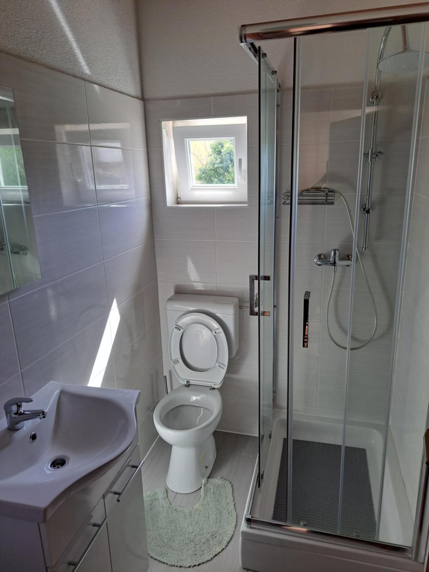 Sobe Anja Guest House บระทอนิกลา ห้อง รูปภาพ